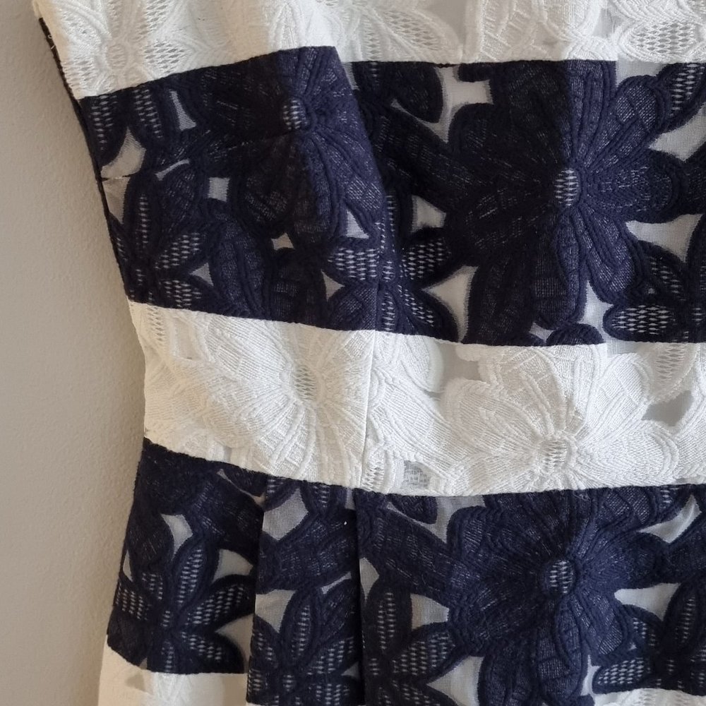 Phase Eight Tea Dress - Picture 4 of 5